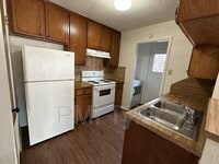 Building Photo - 2813 W Shaw St