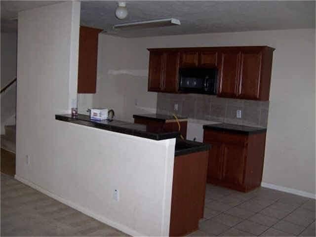 Building Photo - 3710 Windmill Village Dr