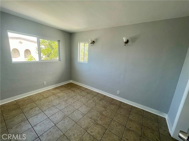 Building Photo - 3112 Highland Ave