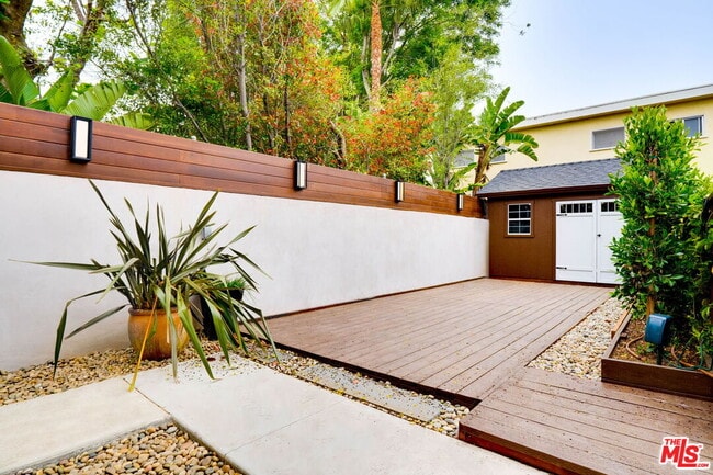 Building Photo - 1760 18th St