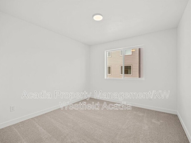 Building Photo - 226 E 860 S