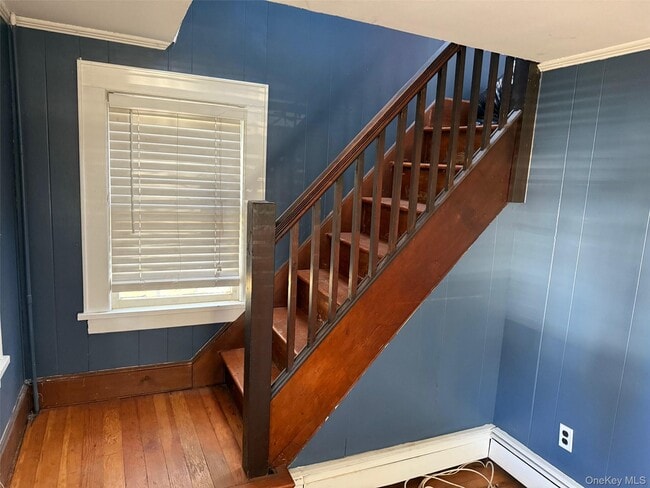 Building Photo - 182 Maple Hill Rd