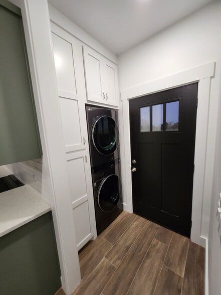 Building Photo - 11732 Old Fannett Rd