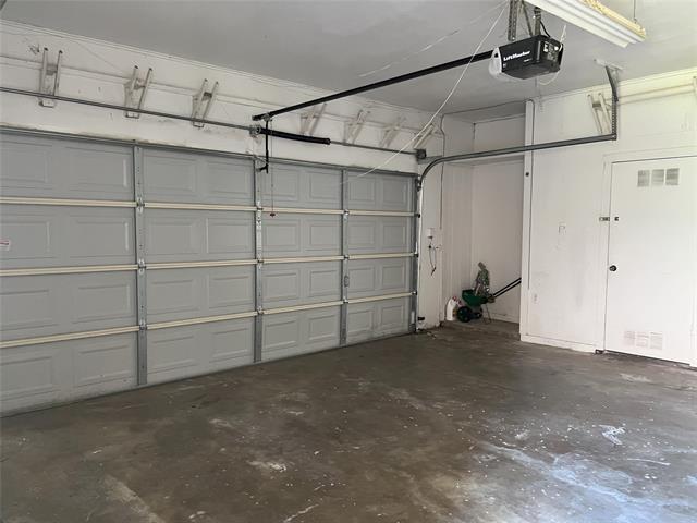 Building Photo - 7517 Wellcrest Dr