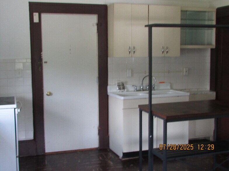 Building Photo - 15 Hummingbird Way