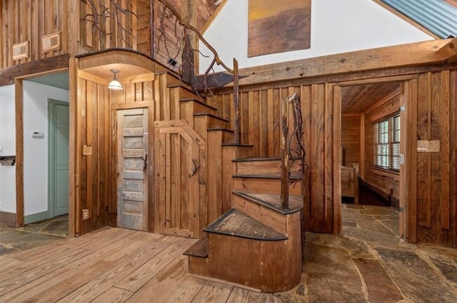 Building Photo - 23207 Decker Prairie-Rosehill Rd