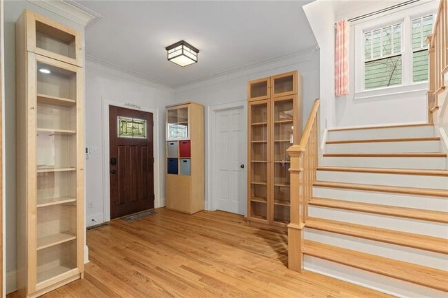 Building Photo - 120 Park Pl