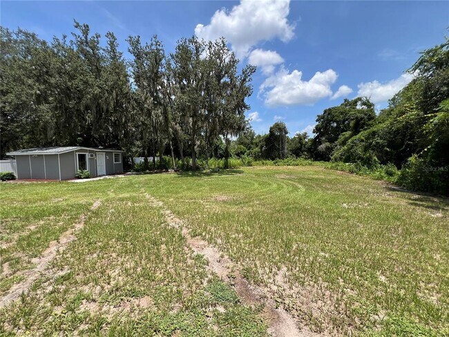 Building Photo - 5195 Countryside Ct