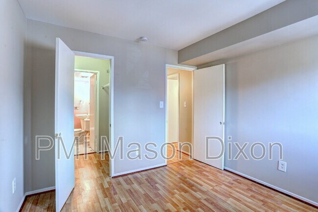 Building Photo - 5681 Harpers Farm Rd