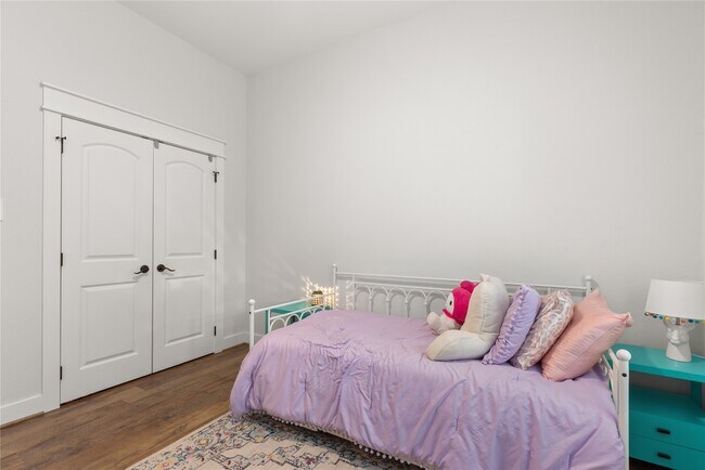 Building Photo - 3559 Pebble Beach Blvd