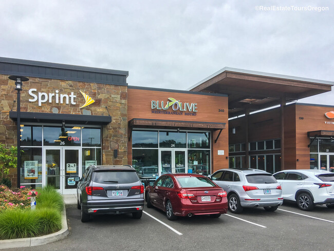 Building Photo - Updated & Stylish 1-Bedroom Condo with Top...