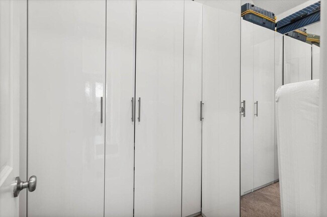 Building Photo - 849 Whitetail Dr