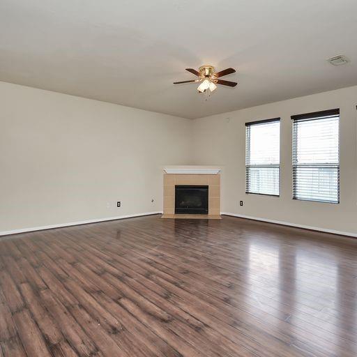 Building Photo - 2723 Oak Ridge Park Dr