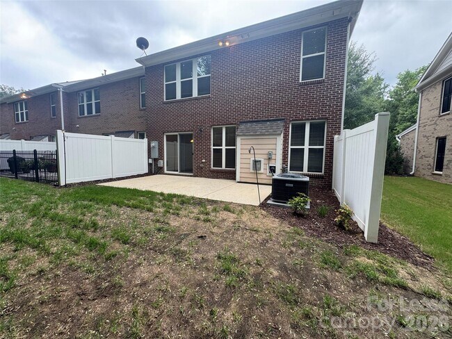 Building Photo - 16205 Annahill Court