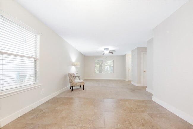 Building Photo - 18903 Atasca Oaks Dr