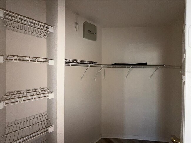 Building Photo - 3561 Conroy Rd