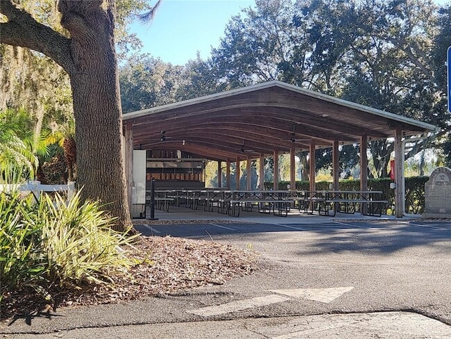 Building Photo - 24921 Pine Hill