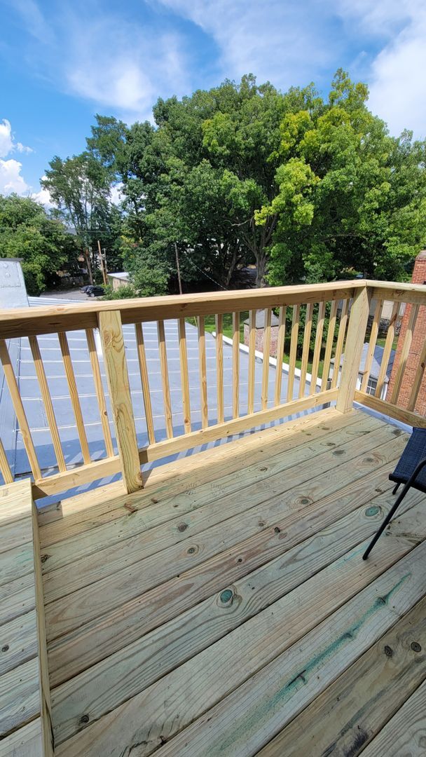 Building Photo - Beautiful Downtown Apartment for Rent!