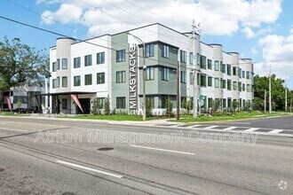 Building Photo - 221 S Bumby Ave