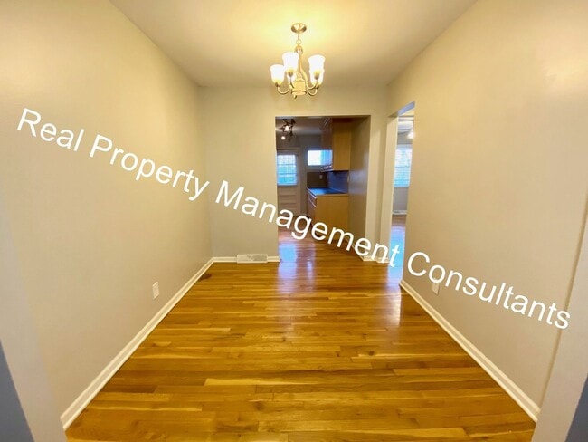 Building Photo - 1 Bedroom in Westport