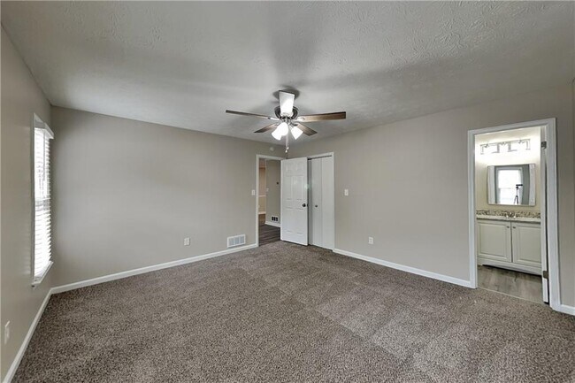 Building Photo - 2820 Broxton Mill Ct