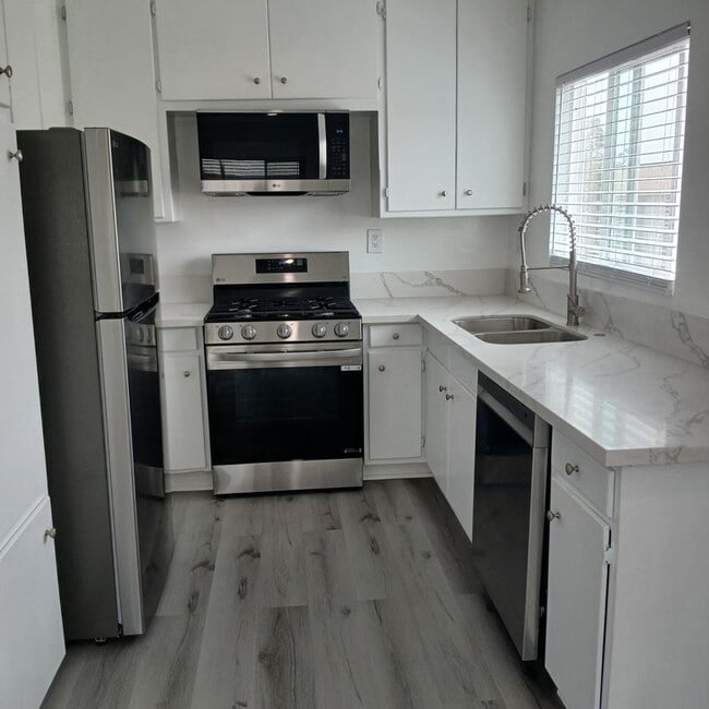 Building Photo - 2404 S Carolina St