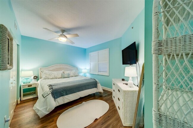 Building Photo - 16500 Gulf Blvd