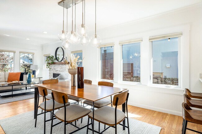 Building Photo - Wonderful Rockridge Home for Lease