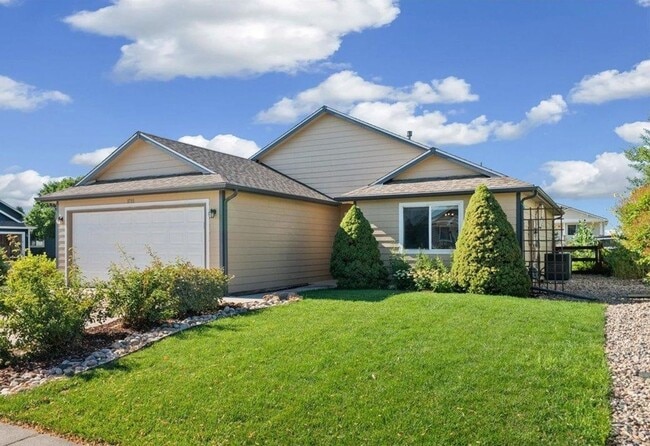 Primary Photo - Beautiful 3 Bed/2 Bath Home in Fort Collins
