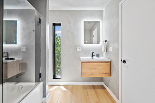 Building Photo - 4037 Penn Ave