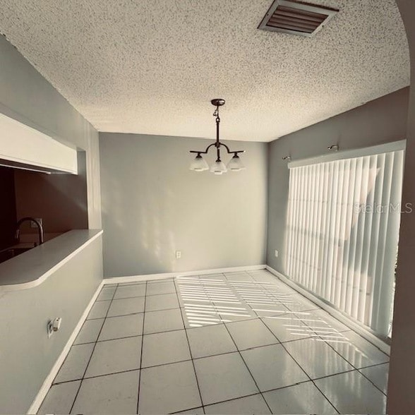 Building Photo - 721 Kensington Lake Cir