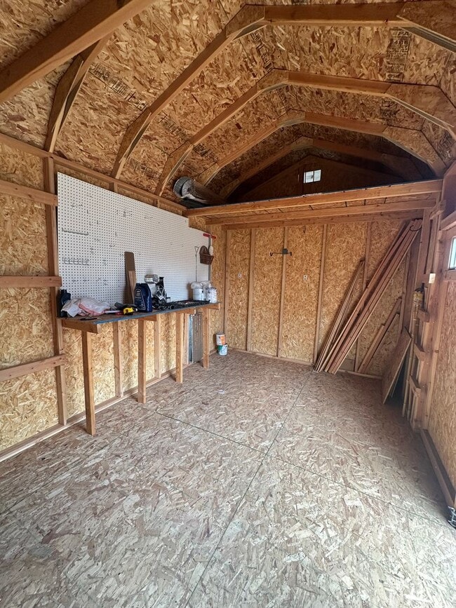 Building Photo - GORGEOUS West Valley Home!!!