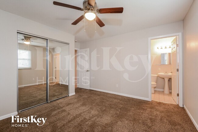 Building Photo - 1224 Yorktown Dr