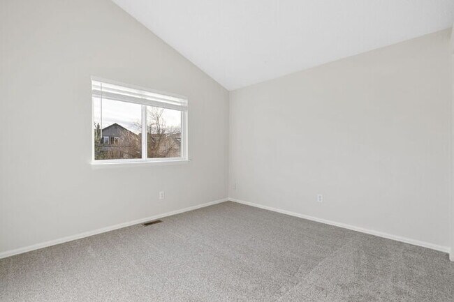 Building Photo - Save Big: Free December Rent + $1,000 Off January at This Updated Briargate Home