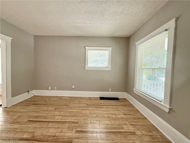 Building Photo - 2602 Vega Ave