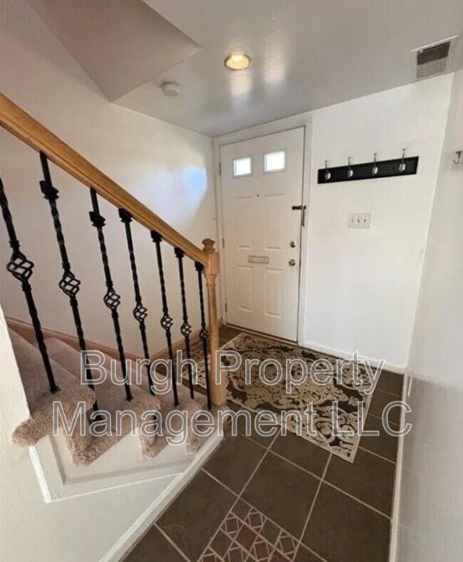 Building Photo - 1234 Pennsbury Blvd S