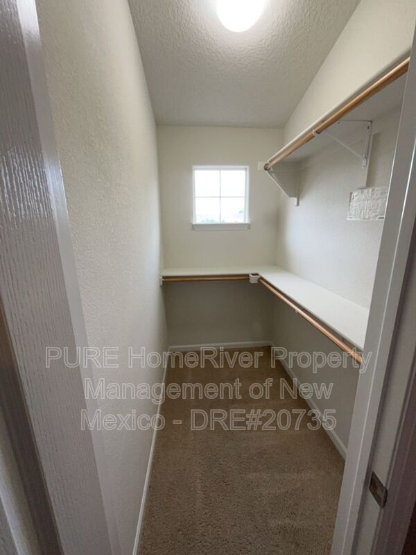Building Photo - 10115 Avenida Vista Cerros NW