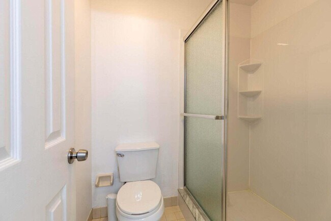 Building Photo - 321 Olivewood Pl