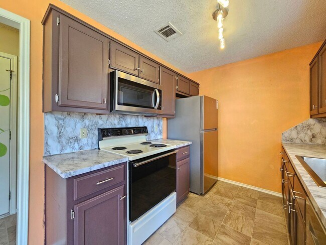Building Photo - 1507 Nina Dr