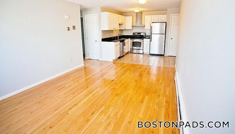 Building Photo - 14 Murdock St