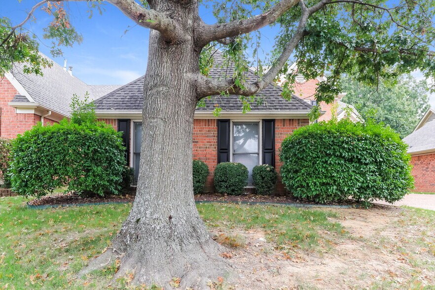 Building Photo - 1522 Appling Wood Cove S