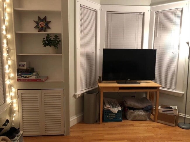 Building Photo - 72 Boston Ave