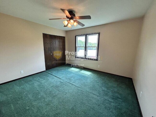 Building Photo - 12419 Cedar Lake Rd