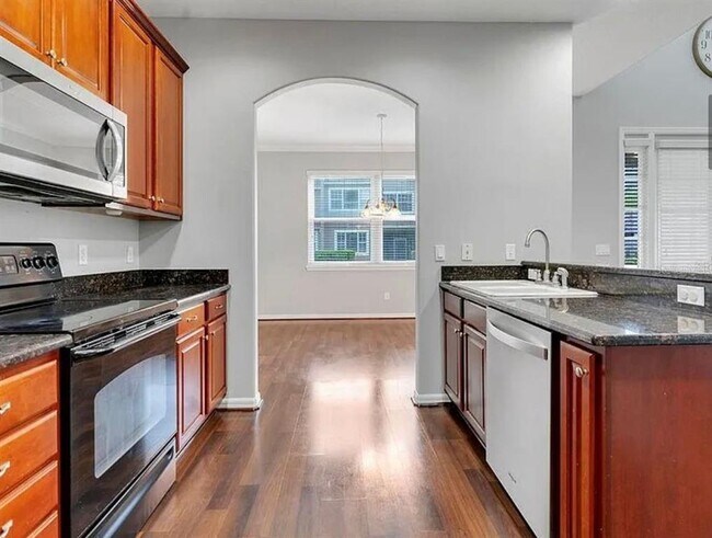 Building Photo - 2286 Chatham Pl Dr
