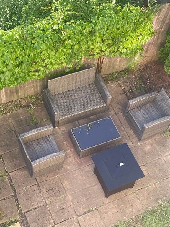 Building Photo - 144 Bridge St