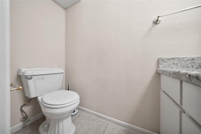 Building Photo - 2120 El Paseo St