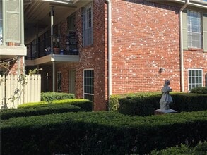 Building Photo - 7920 Rockwood Ln