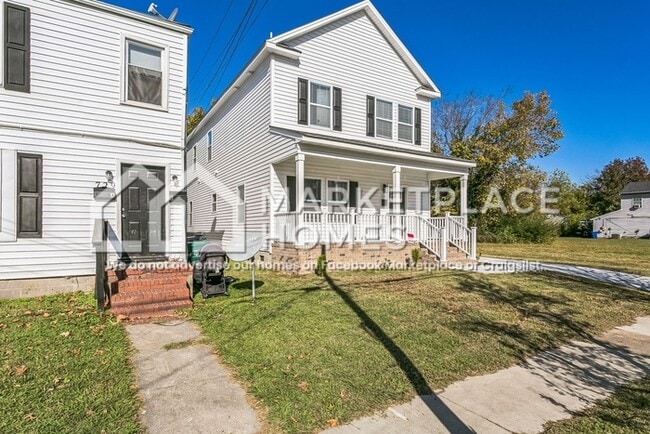 Building Photo - 731 30th St