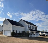 Building Photo - 103 Legend Oaks Dr