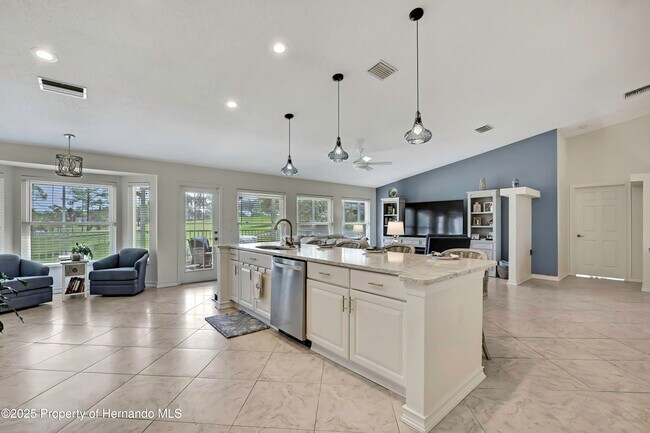 Building Photo - 2368 Fairskies Dr